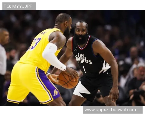 哈登谈球队表现与战绩差距的原因:稳定性不足是关键因素